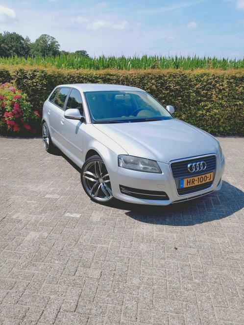 Audi A3 1.4 Tfsi 92KW Sportback 2010 Grijs, Auto's, Audi, A3, Benzine, B, Hatchback, Handgeschakeld, Geïmporteerd, Zilver of Grijs