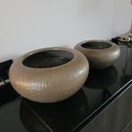 Set van 2 decoratieve plantenpotten, Tuin en Terras, Bloempotten, Rond, Binnen, Zo goed als nieuw, Minder dan 40 cm