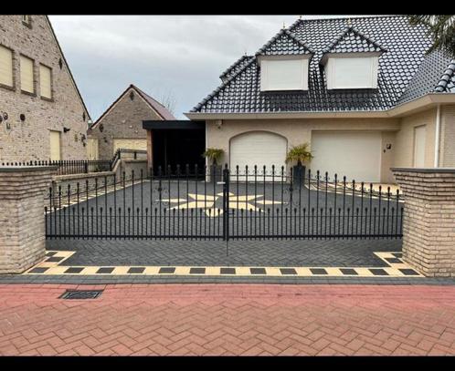 Oprit Poort. ( Tuinpoort)., Tuin en Terras, Tuinpoorten, Zo goed als nieuw, Draaipoort, Staal, 100 tot 150 cm, 200 cm of meer