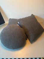 Sklum Kussenset Grijs - 2 Vierkant, 1 Rond, Ophalen of Verzenden, Zo goed als nieuw, Grijs, Vierkant