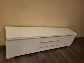 Nette witte TV meubel
