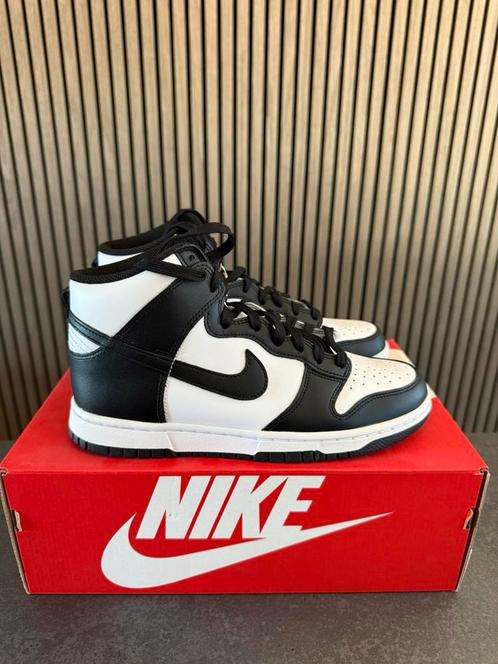 Nike Dunk High Black White - Maat 41, Kleding | Heren, Schoenen, Nieuw, Sneakers of Gympen, Zwart, Ophalen of Verzenden