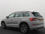 Skoda Kodiaq 2.0 TSI 4x4 Sportline Business TREKHAAK / PANOR, Auto's, Skoda, Automaat, Stof, 1984 cc, Bedrijf