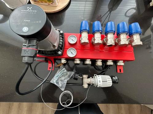 Lovan 5groeps vloerverwarmingverdeler incl pomp., Doe-het-zelf en Verbouw, Verwarming en Radiatoren, Nieuw, Overige typen, 800 watt of meer