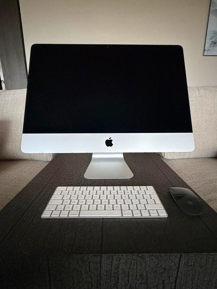 Apple iMac 21.5” Retina 4K (2019), Computers en Software, Apple Desktops, Zo goed als nieuw, iMac, HDD, 3 tot 4 Ghz, 8 GB, Ophalen of Verzenden