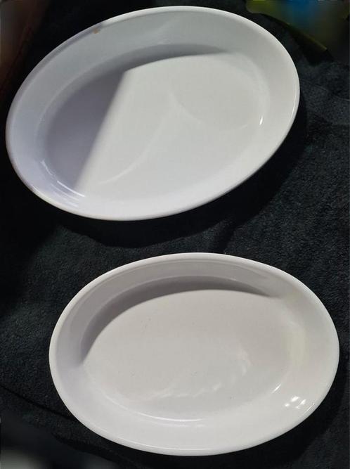 2x Porseleinen Schalen 1wit 1paarse rand zie foto's samen, Huis en Inrichting, Woonaccessoires | Schalen en Manden, Zo goed als nieuw