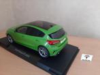 Ford Focus ST 2022 Groen Metallic van MCG 1:18, Hobby en Vrije tijd, Modelauto's | 1:18, Overige merken, MCG, Auto, Nieuw
