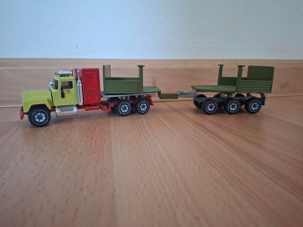 Siku Mac vrachtwagen, Hobby en Vrije tijd, Modelauto's | 1:32, Ophalen of Verzenden, Gebruikt, Bus of Vrachtwagen, SIKU