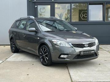 Kia cee'd Sporty Wagon 1.4 CVVT X-ecutive Clima Cruise NAP beschikbaar voor biedingen