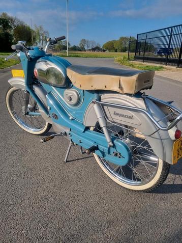 Rap imperial bromfiets met kenteken 1958 beschikbaar voor biedingen