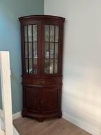 Hoekkast met glazen deuren, Ophalen