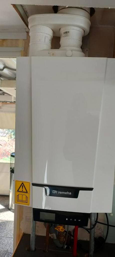 Gas Ketel, Doe-het-zelf en Verbouw, Geisers en Boilers, Boiler, Minder dan 20 liter, Minder dan 3 jaar oud, Ophalen