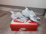Nike V2K Run Sneakers, Ophalen of Verzenden, Zo goed als nieuw, Schoenen