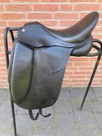 Rossner Boston 17 inch dresuurzadel, Dieren en Toebehoren, Paarden en Pony's | Zadels, Dressuur, ., Ophalen of Verzenden, Zo goed als nieuw