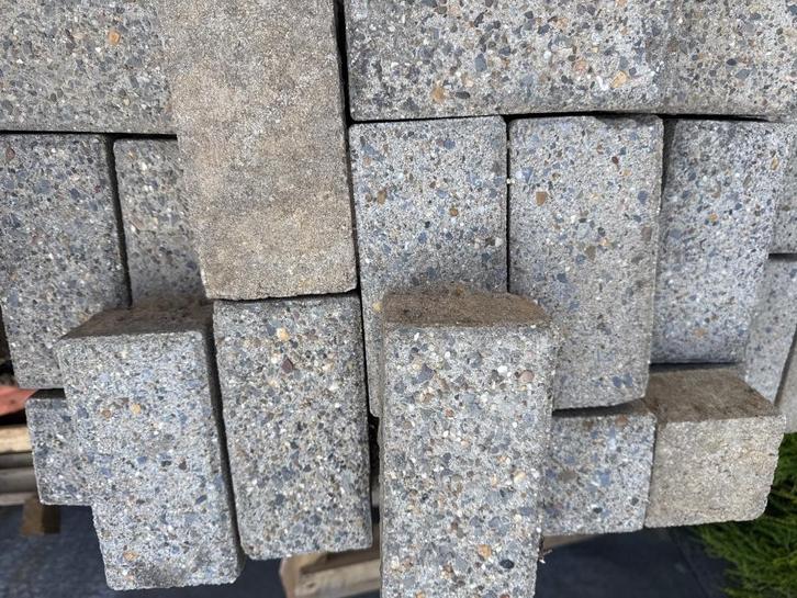 Free tiles, Tuin en Terras, Tegels en Klinkers, Gebruikt, Klinkers, Beton, 10 m² of meer, Ophalen