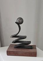 Gesmeed kunstwerk, kunstobject van silicium brons, Ophalen of Verzenden