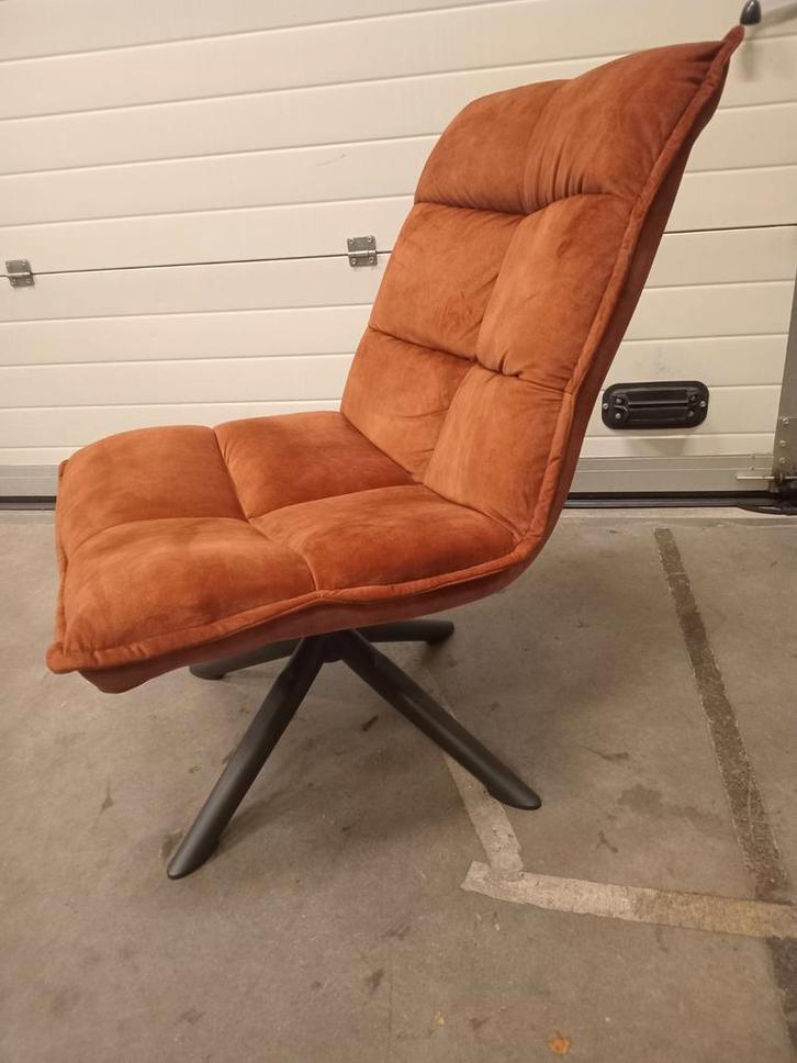 Comfortabele fauteuil - Stijlvolle relaxstoel, Huis en Inrichting, Fauteuils, Zo goed als nieuw, Stof, 50 tot 75 cm, Minder dan 75 cm