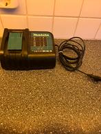 Makita batterij lader, Computers en Software, Accu's en Batterijen, Ophalen of Verzenden, Zo goed als nieuw