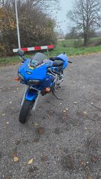 SV 650 S 2000 35KW/A2 Hyperpro vering en mooi geluid, LED Verlichting, 2 cilinders, Minimaal motorrijbewijs A2, 650 cc