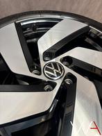 18'' Volkswagen Golf 8 GTI / GTE / GTD Richmond velgen orig., Auto-onderdelen, Banden en Velgen, 18 inch, Gebruikt, Banden en Velgen