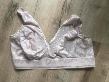WALCOAL beige bra omvan maat 95 zgan beschikbaar voor biedingen