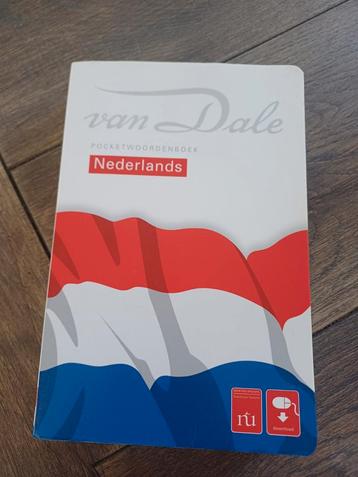 Van Dale Pocketwoordenboek Nederlands (nieuwe spelling) beschikbaar voor biedingen