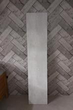 Houten plank betonlook 2 meter, Ophalen, Minder dan 25 mm, Zo goed als nieuw, 200 tot 250 cm