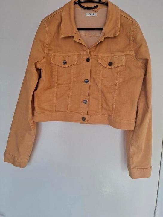 Maisgeel spijkerjack van ANNA maat 44 als nieuw, Kleding | Dames, Jasjes, Kostuums en Pakken, Zo goed als nieuw, Jasje, Maat 42/44 (L)
