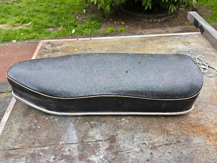 Zundapp 515 zadel, Fietsen en Brommers, Brommeronderdelen | Zundapp, Zadel, Ophalen of Verzenden