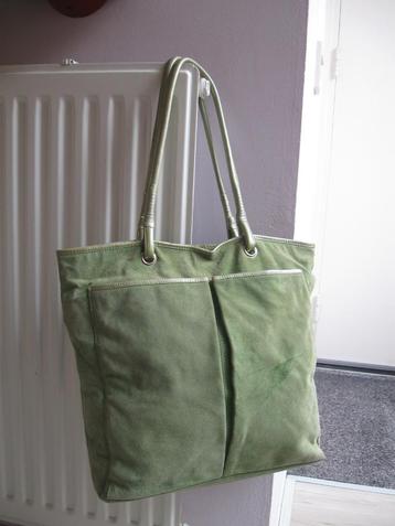 BIJENKORF groen suede leren tas shopper goede staat beschikbaar voor biedingen