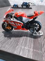 Yamaha Carlos checa  1:18, Ophalen of Verzenden, Overige merken