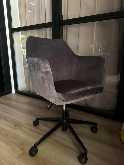 By Fonq bureaustoel - Velvet - Donkergrijs - Nieuw €189, Huis en Inrichting, Bureaustoelen, Zo goed als nieuw, Grijs, Ophalen