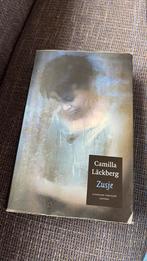 Camilla Läckberg - Zusje, Boeken, Ophalen of Verzenden, Zo goed als nieuw, Nederland, Camilla Läckberg