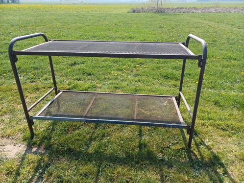 Stapelbedden metaal zwarte cross, Tuin en Terras, Tuinbanken, Zo goed als nieuw, Metaal, Ophalen