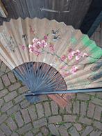 Oosterse waaier met bloemmotief, Ophalen of Verzenden
