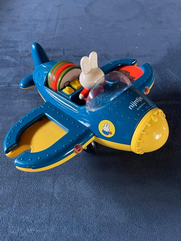 Nijntje Vliegtuig  met geluid en verlichting, Kinderen en Baby's, Speelgoed | Babyspeelgoed, Gebruikt, Overige typen, Met wieltjes