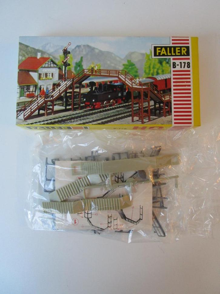 Faller B-178, Hobby en Vrije tijd, Modeltreinen | H0, Zo goed als nieuw, Brug, Tunnel of Gebouw, Gelijkstroom of Wisselstroom