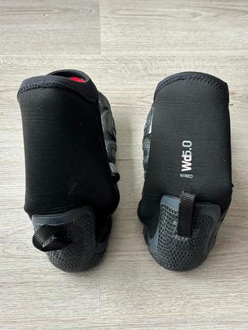 Surfschoenen - C-skins wired 5mm hidden split toe boots beschikbaar voor biedingen