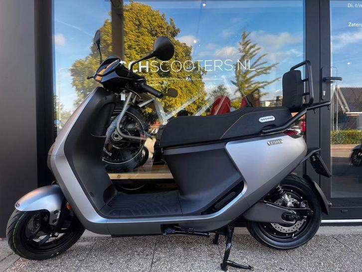 Segway E150S | Mat Silver | Nu Reserveren Beperkte Levering, Fietsen en Brommers, Scooters | Overige merken, Nieuw, Maximaal 45 km/u