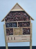 Mooi insectenhotel voor in de tuin, Ophalen, Nieuw