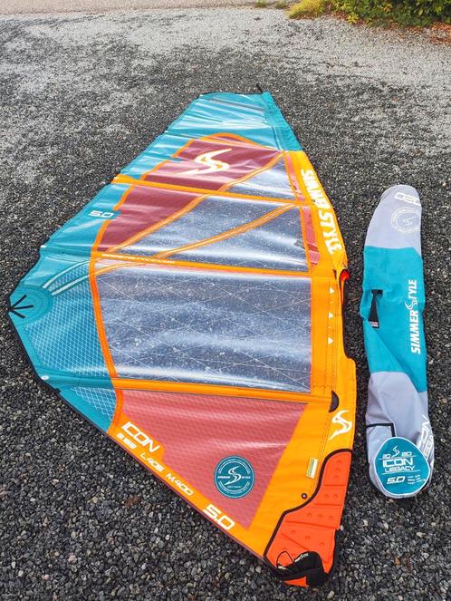 Simmer Icon HD 5.0 Zeil - Zo goed als nieuw!, Watersport en Boten, Windsurfen, Zo goed als nieuw, Zeil, Minder dan 250 cm, Met draagtas