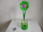 Nieuwe groene waxinelichthouder model bloem met roze hart, Nieuw, Ophalen of Verzenden, Metaal, Minder dan 25 cm