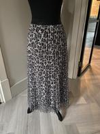 Exclusieve rok van Marccain - maat 44 - nieuwstaat, Kleding | Dames, Rokken, Zwart, Maat 42/44 (L), Ophalen of Verzenden, Zo goed als nieuw