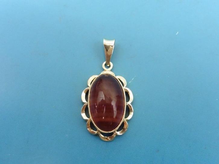 Gouden hanger met streepagaat                            G83, Sieraden, Tassen en Uiterlijk, Kettinghangers, Gebruikt, Goud, Overige kleuren