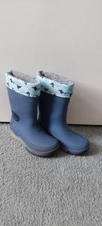 Kind: blauwe gevoerde regenlaarsjes, walvissen met licht, 24, Kinderen en Baby's, Gebruikt, Ophalen of Verzenden, Laarzen, Jongen of Meisje