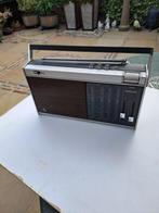 te koop een portable  radio  jaren 70, Gebruikt, Ophalen of Verzenden, Transistorradio