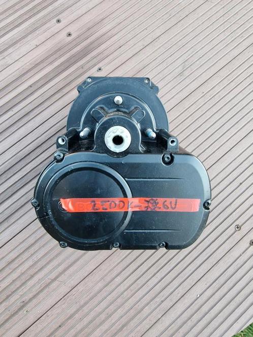 Te koop Middenmotor .Bosch classic 2500 km ,25kmh 1 gen, Fietsen en Brommers, Fietsonderdelen, Gebruikt, Algemeen, Ophalen