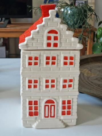 Nieuwe Postcoderij loterij koektrommel /snoeptrommel beschikbaar voor biedingen