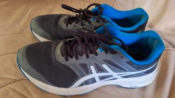 Asics Gel-Exalte 5 Sneakers Maat 45 beschikbaar voor biedingen