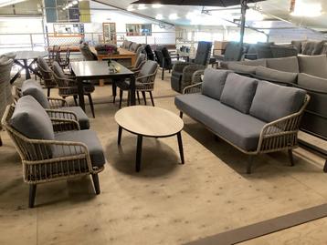 Loungeset Tuinset Loungestoel  loungebank tuinmeubelen wick  beschikbaar voor biedingen